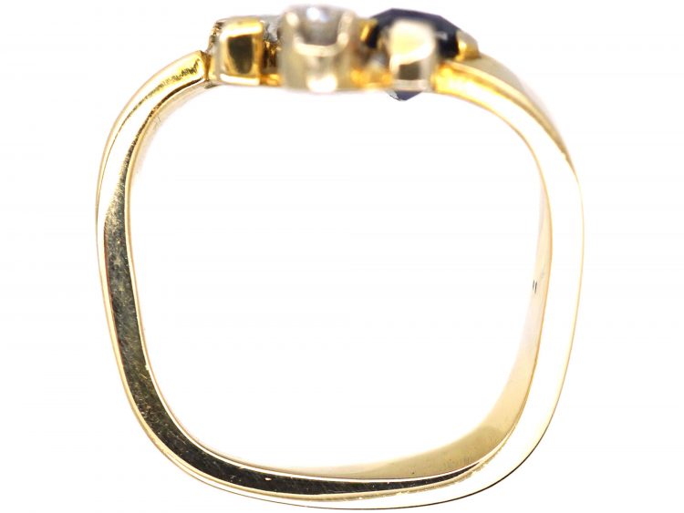 18ct Gold Modernist Ring set with a Sapphire & Diamonds