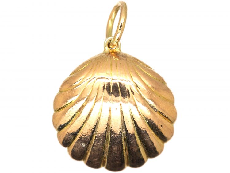 Edwardian 15ct Gold Scallop Shell Pendant set with a Pearl & Rose Diamonds