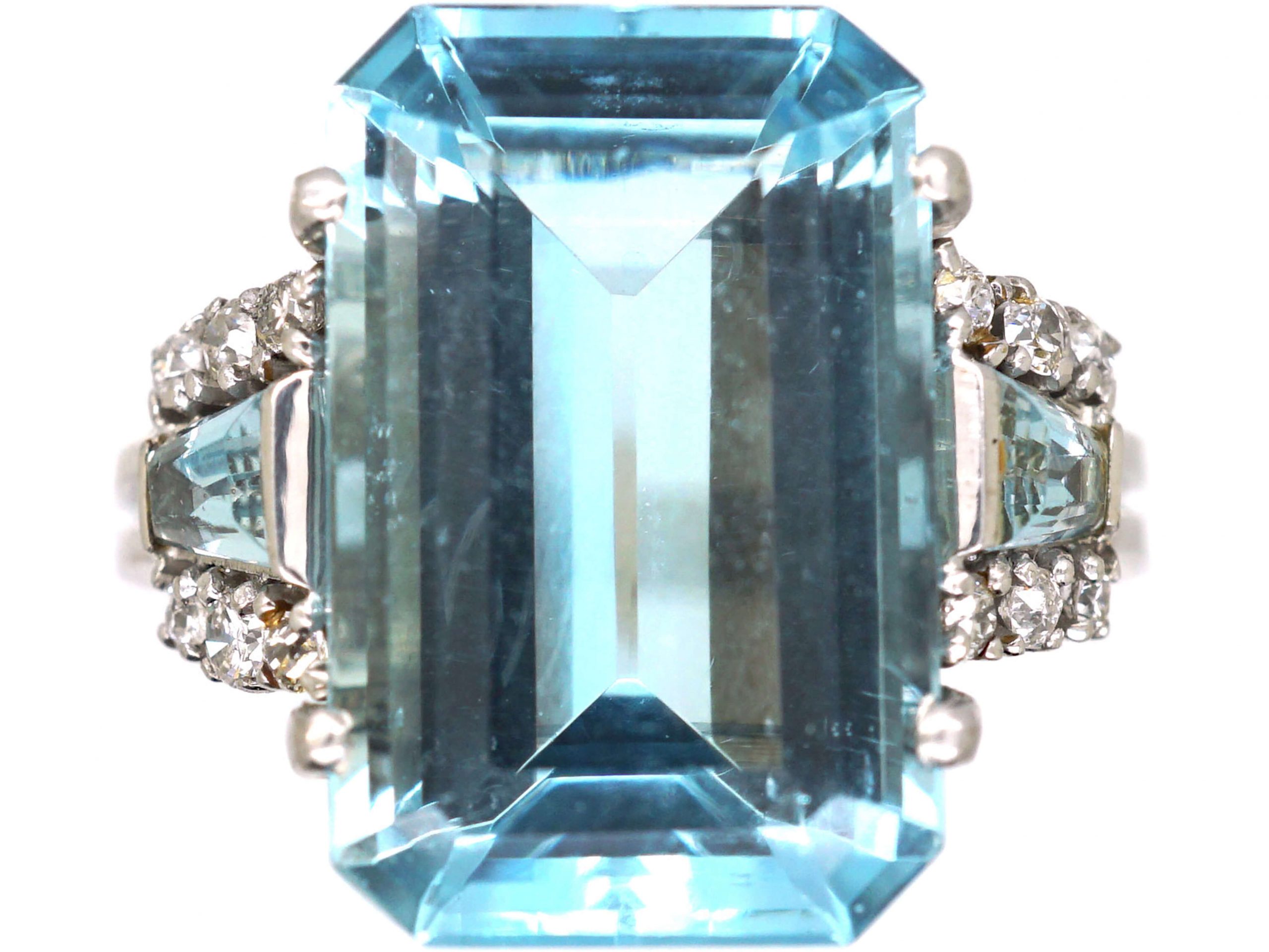 Retro 18ct White Gold, Rectangular Cut Aquamarine & Diamond Ring (697Y ...