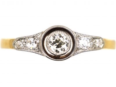 Art Deco 18ct Gold & Platinum Diamond Solitaire Ring with Diamond set Shoulders