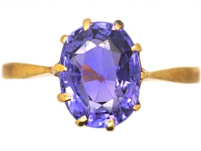 Edwardian 18ct Gold Ring set with a Sapphire
