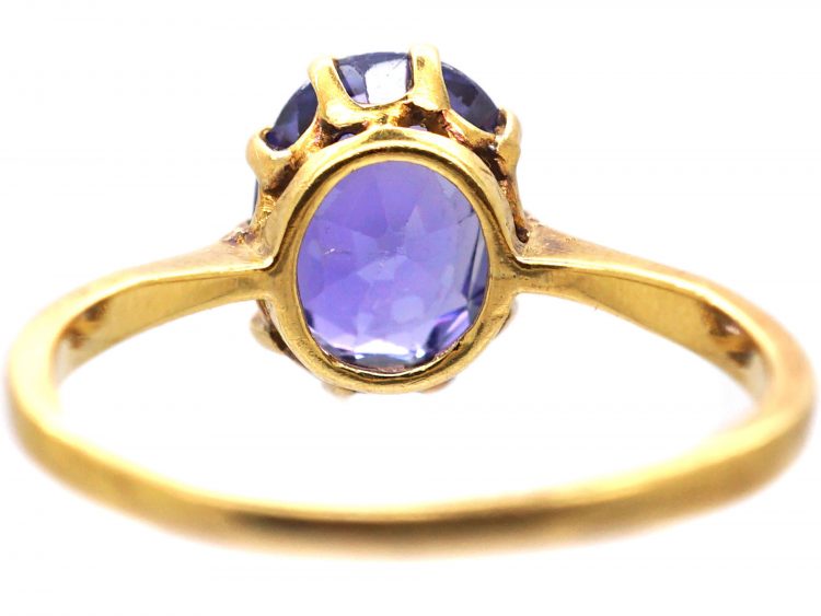 Edwardian 18ct Gold Ring set with a Sapphire