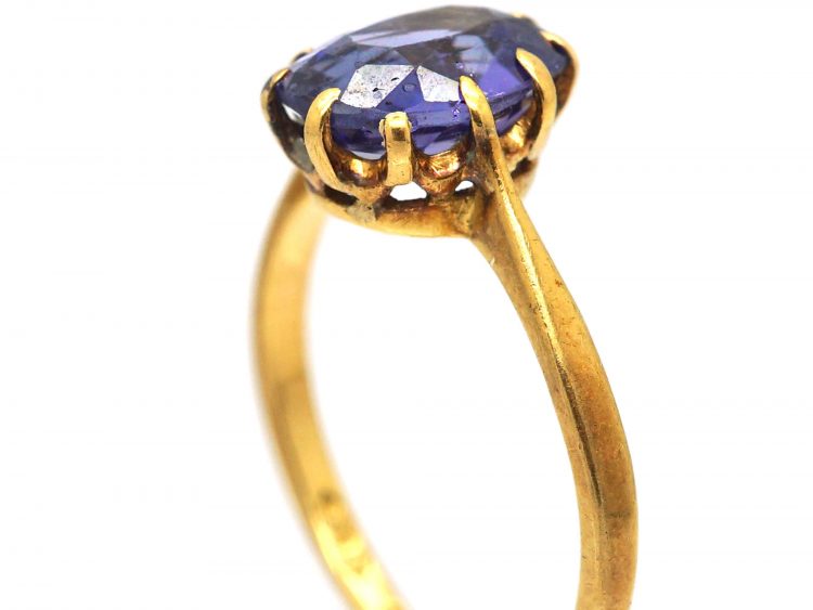 Edwardian 18ct Gold Ring set with a Sapphire
