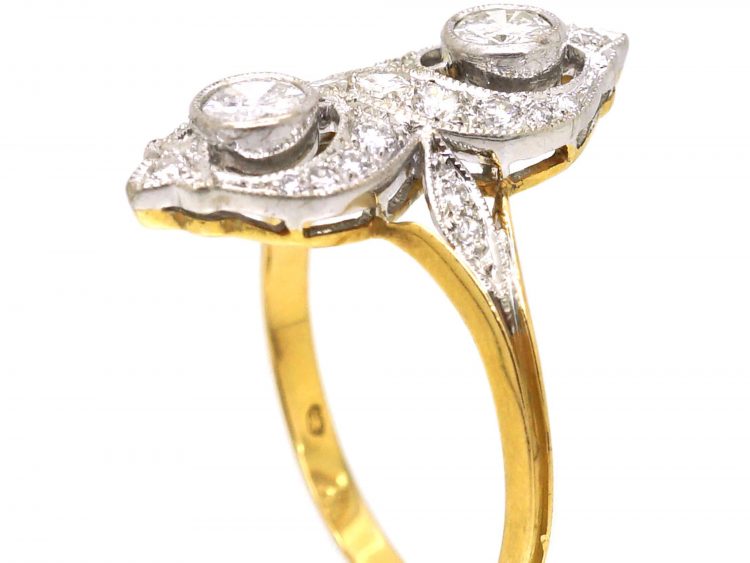 Edwardian 18ct Gold & Platinum Figure of Eight Ring set with Diamonds