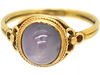 Arts & Crafts 18ct Gold Ring set with a Star Sapphire