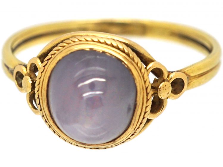 Arts & Crafts 18ct Gold Ring set with a Star Sapphire