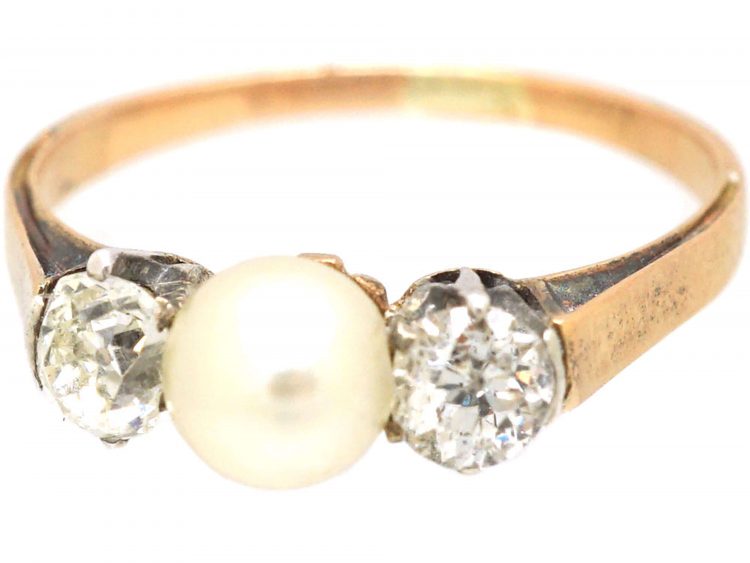 Edwardian 15ct Gold Ring set with a Natural Pearl & Two Diamonds