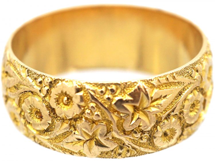Edwardian 18ct Gold Wedding Ring with Orange Blossom & Ivy Leaf Detail