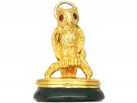 Victorian 15ct Gold Seal of an Owl with Bloodstone Base