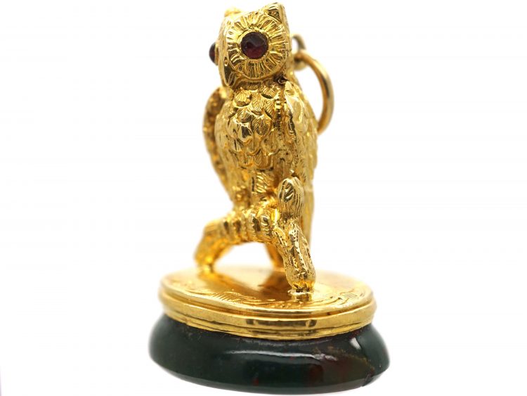 Victorian 15ct Gold Seal of an Owl with Bloodstone Base