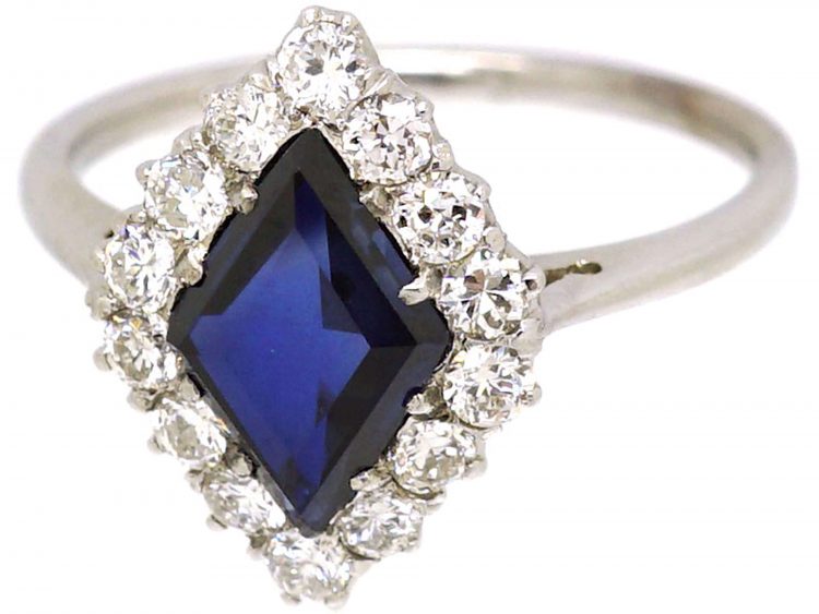Art Deco Platinum Kite Shaped Ring set with a Sapphire & Diamonds