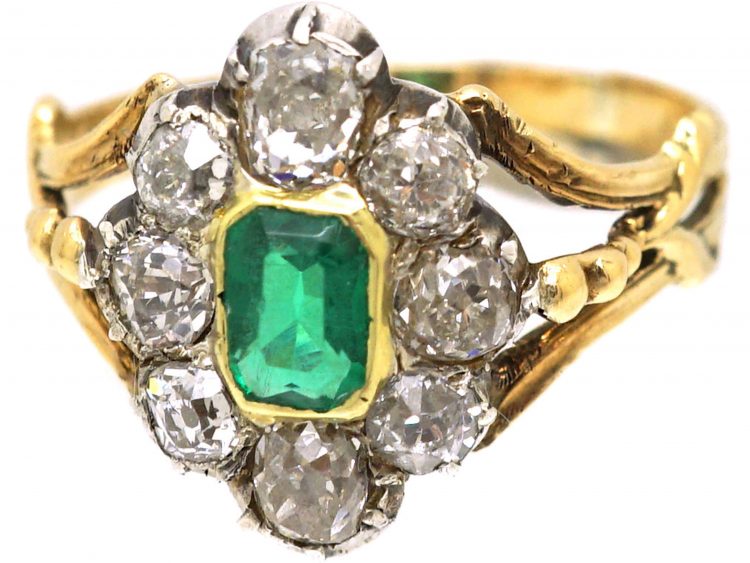 Early 19th Century 15ct Gold & Silver Cluster Ring set with an Emerald & Diamonds
