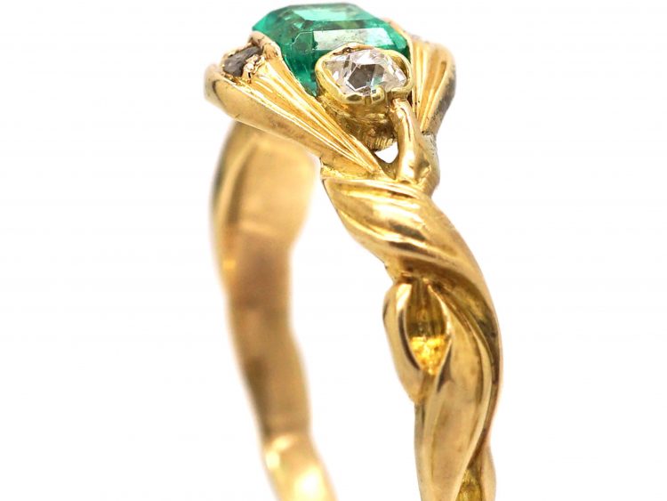 Early Victorian 15ct Gold Emerald & Diamond Ring with Intertwined Motif
