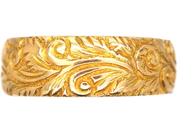 Edwardian 18ct Gold Wedding Ring with Leaf Motif