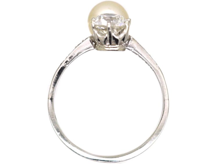 Edwardian Platinum Ring set with a Diamond & Natural Saltwater Pearl