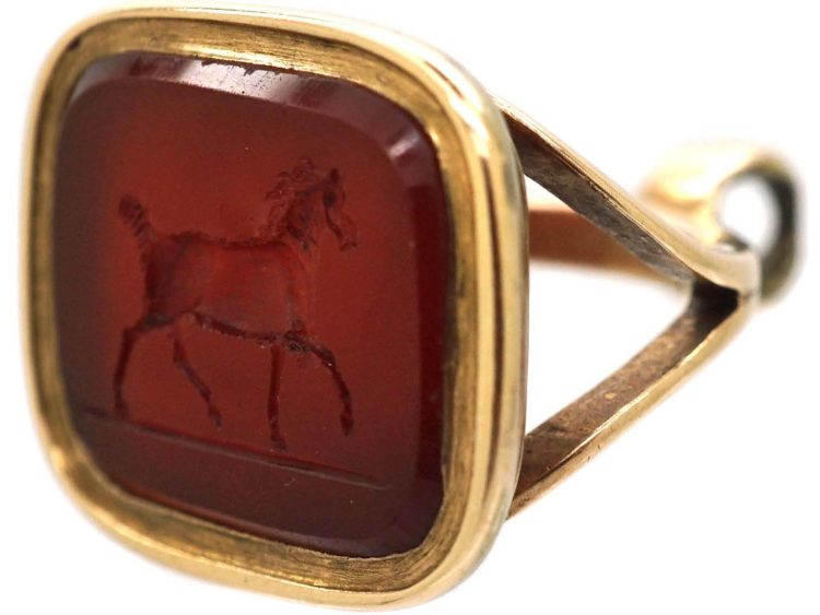 Georgian Gold Cased Seal with Carnelian Intaglio of a Horse