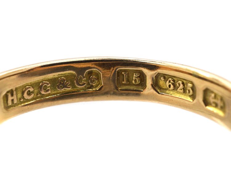 Victorian 18ct Gold Signet Ridged Design Ring set with a Bloodstone