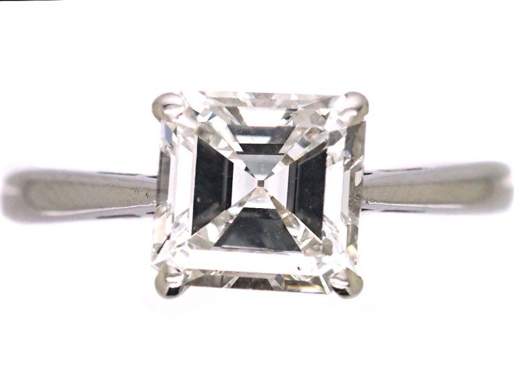 18ct White Gold Ring set with a Square Step Cut Diamond