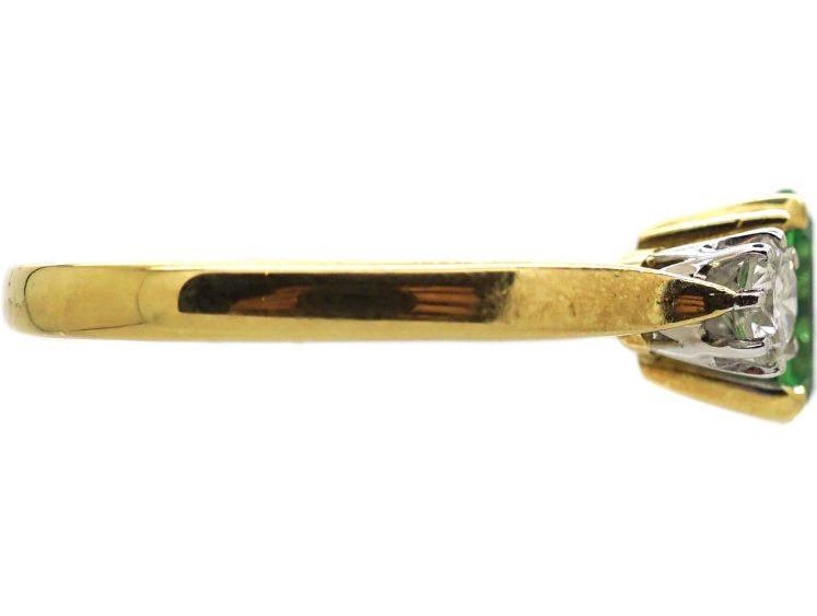 18ct Gold Ring set with a Green Garnet & Two Diamonds