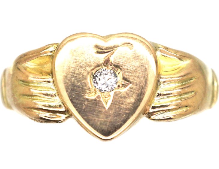 Victorian 9ct Gold Fede & Heart Ring set with a Diamond