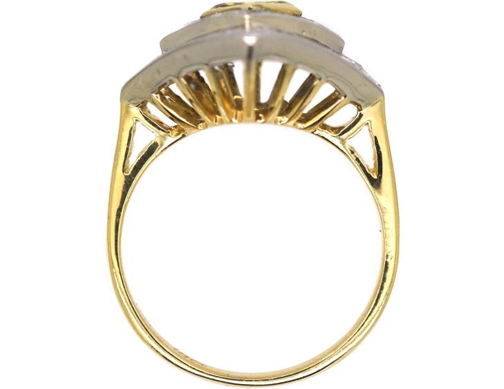 18ct Gold Diamond Shpaed Ring set with Diamonds & a Canary Yellow Diamond