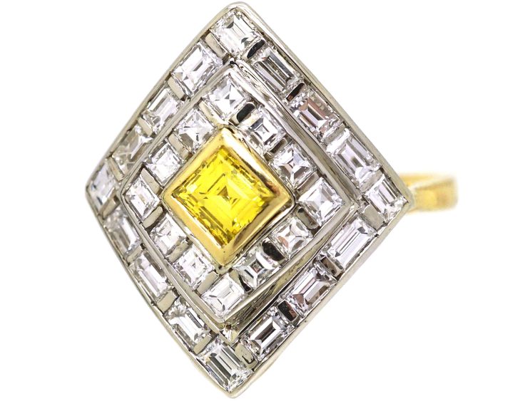 18ct Gold Diamond Shpaed Ring set with Diamonds & a Canary Yellow Diamond