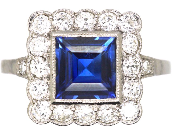 Art Deco 18ct White Gold Square Ring set with a Sapphire & Diamonds