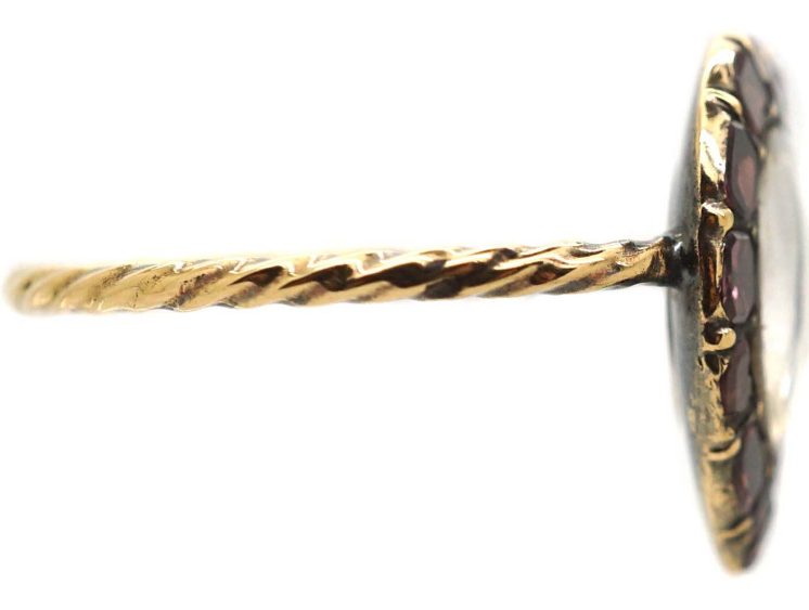 Georgian 9ct Gold Heart Ring set with Flat Cut Almandine Garnets