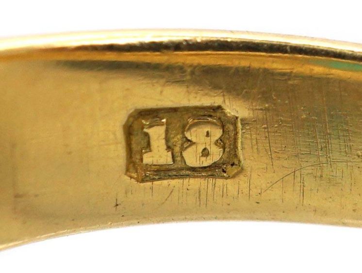 Victorian 18ct Ring set with Three Cabochon Cut Opals