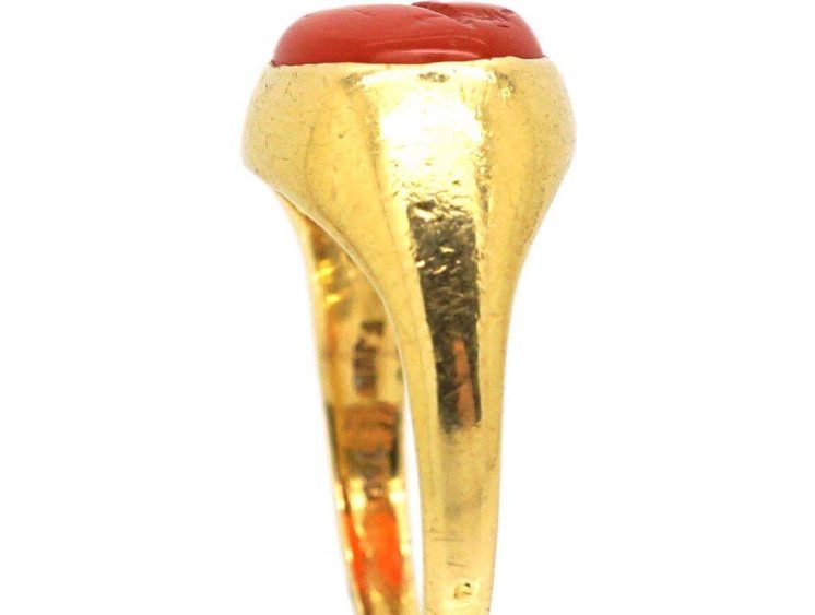 18ct Gold Ring set with a with a Roman Carnelian Intaglio of Mercury