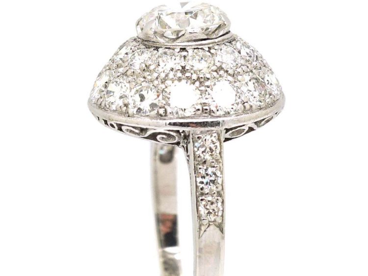 Art Deco 18ct White Gold Bombè Ring set with Diamonds