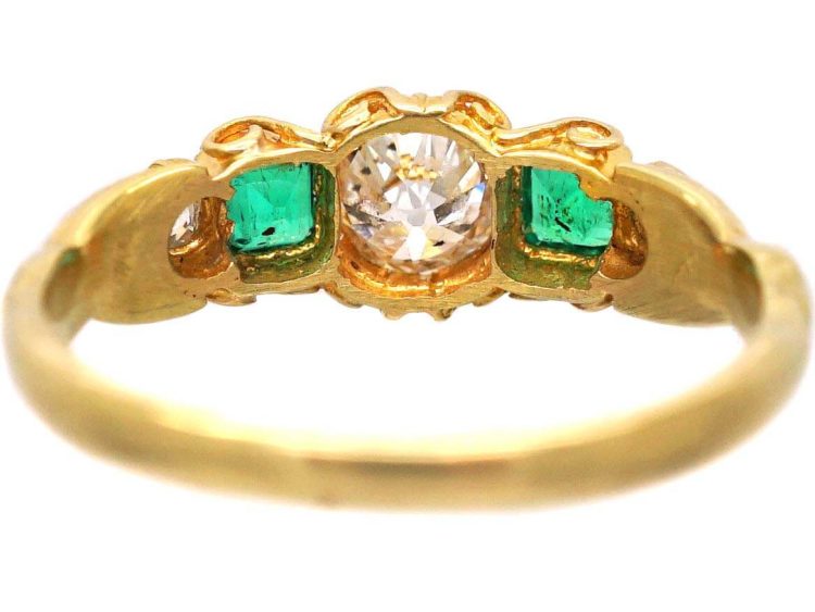 Victorian Ornate 18ct Gold Emerald & Old Mine Cut Diamond Ring