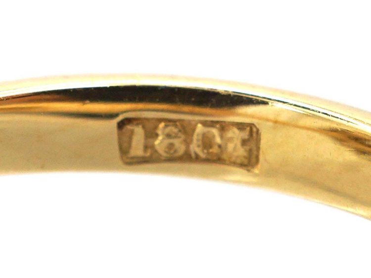 Edwardian 18ct Gold & Platinum Diamond Shaped Ring set with Diamonds