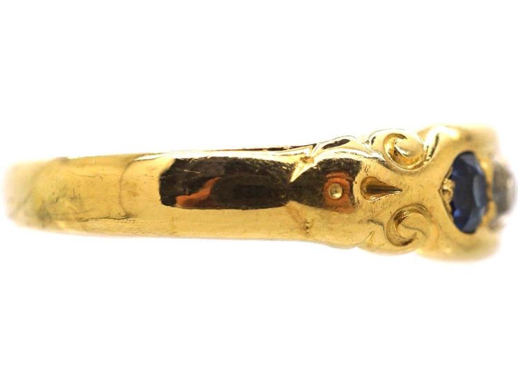 Victorian 18ct Gold Sapphire & Diamond Boat Shaped Ring