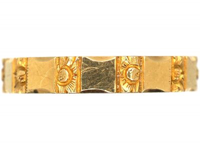 Georgian 18ct Gold Wedding Ring with Flower Detail