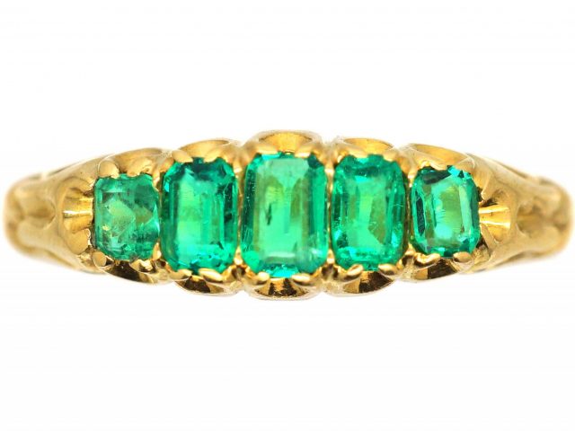 Victorian 18ct Gold Ring set with Five Graduated Emeralds