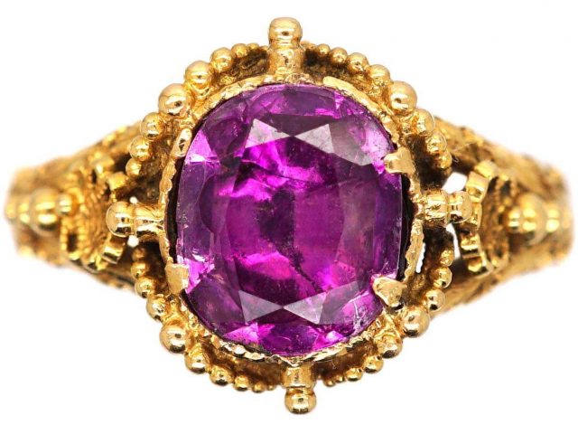 Georgian 18ct Gold Ring set with a Pink Topaz