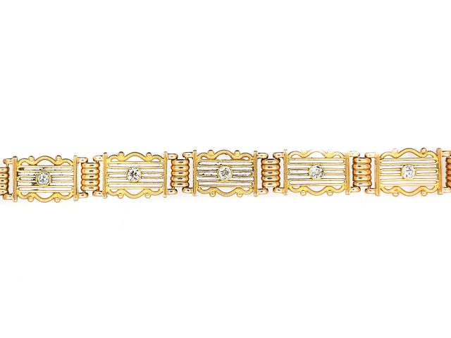 Edwardian 15ct Gold Gate Bracelet set with Diamonds